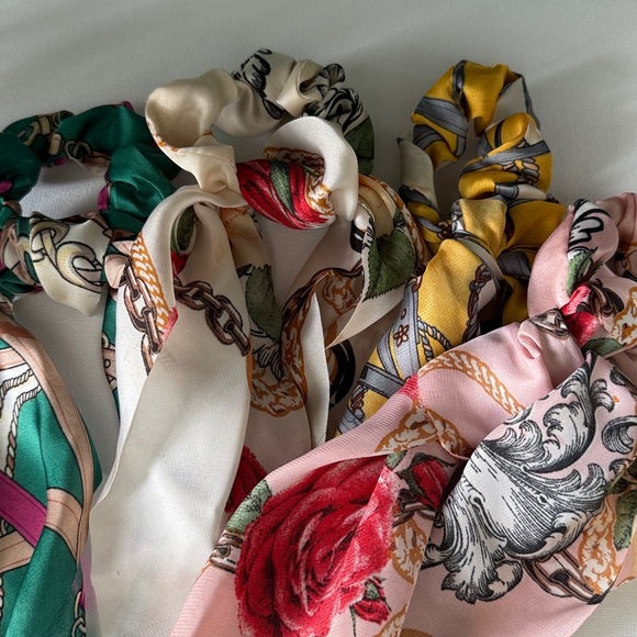 Twillys and hair ties bundle - Picture 3 of 3